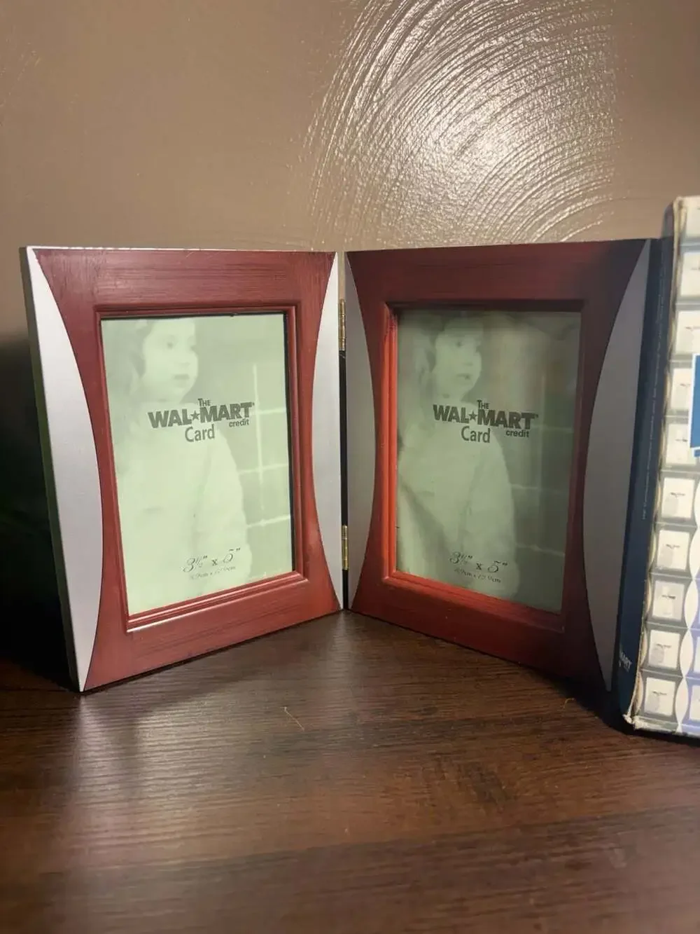 Vintage Double Photo Frame for 3.5 x 5 Inch Photos with Original Box